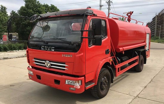 东风多利卡消防洒水车︱8吨消防洒水车